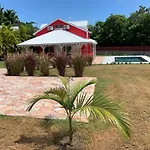 Villa PISCINE ENTRE GOLF ET PLAGES