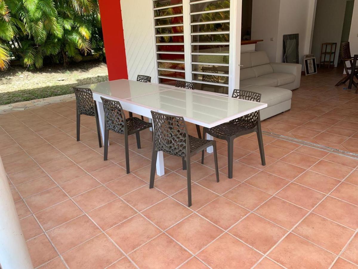 Piscine Entre Golf Et Plages
